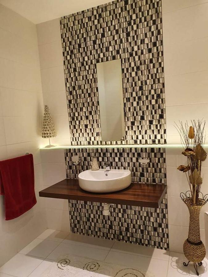 Sunset Holiday Apartment With Communal Pool + Views Ghajn Melel ภายนอก รูปภาพ