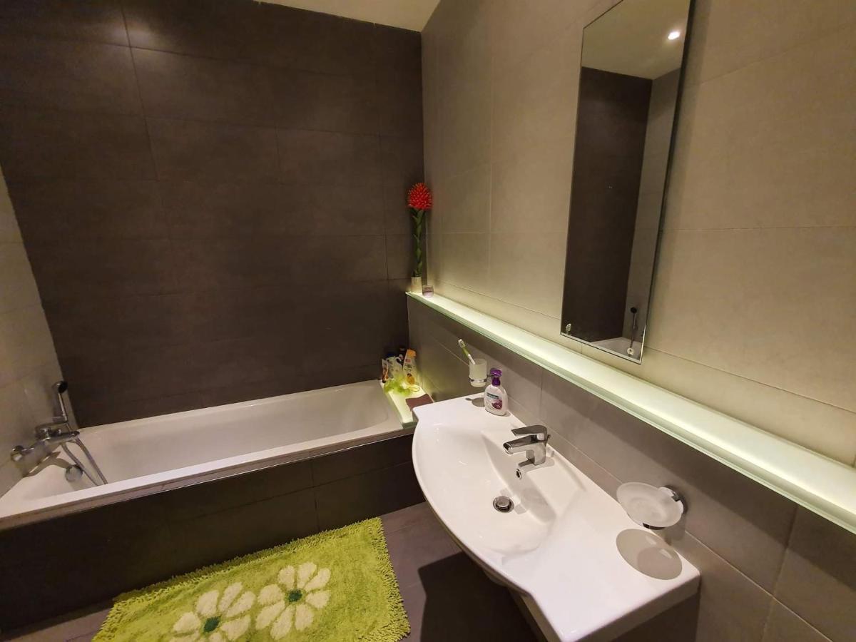 Sunset Holiday Apartment With Communal Pool + Views Ghajn Melel ภายนอก รูปภาพ